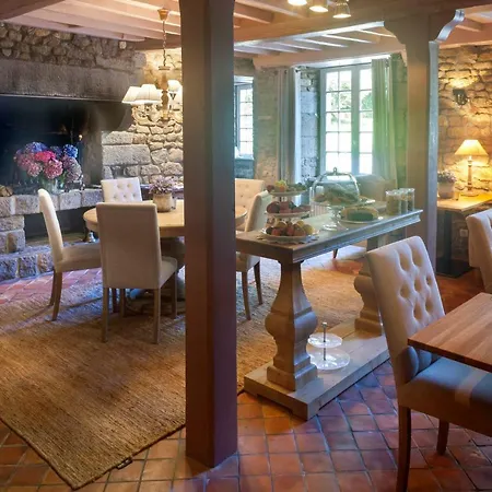 Manoir De La Porte Sainte-Pience
